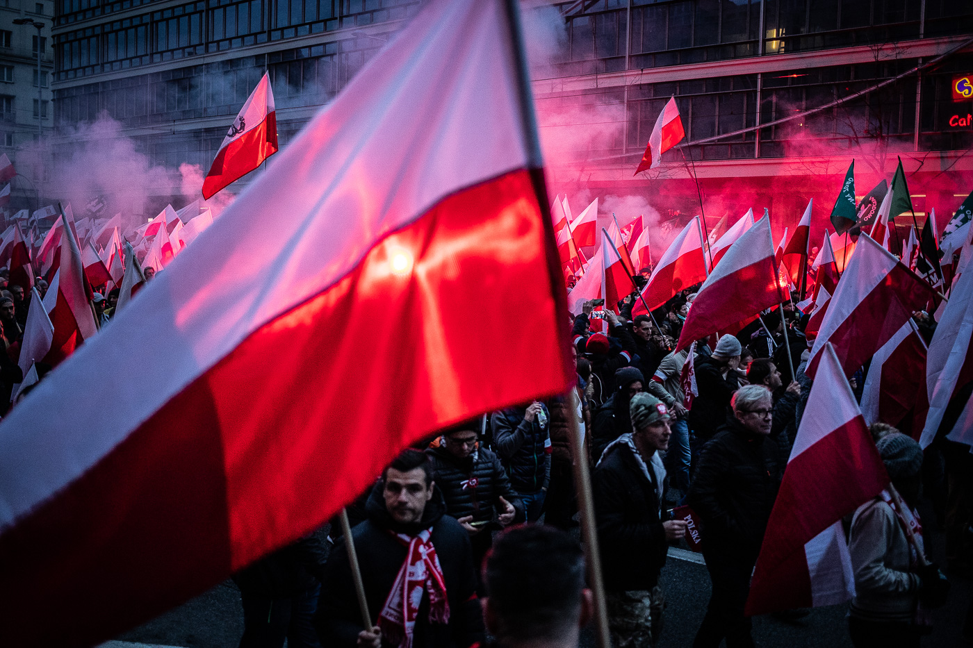 Manifestants a la Marxa de la Independència de Polònia